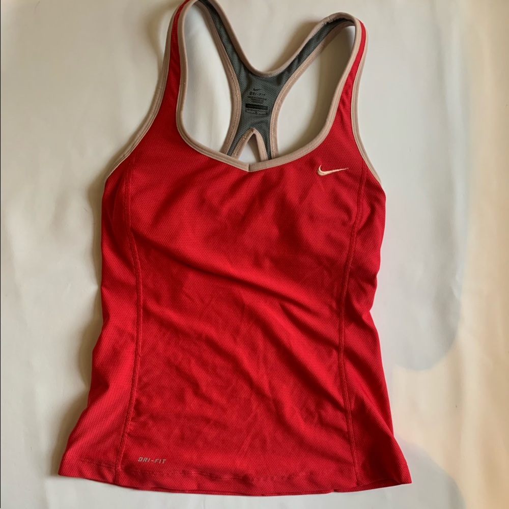 Nike Dri Fit Shelf Shelf Bra Tank